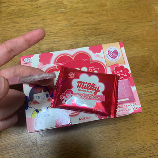 「不二家 ミルキーチョコレート ルビーチョコ 箱8枚」のクチコミ画像 by きりみちゃんさん