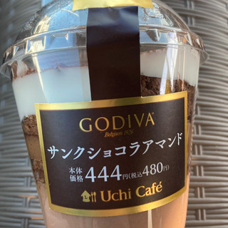 「ローソン Uchi Cafe’ SWEETS×GODIVA サンクショコラアマンド」のクチコミ画像 by まえ子んさん