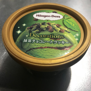 「ハーゲンダッツ ミニカップ Decorations 抹茶チョコレートクッキー カップ86ml」のクチコミ画像 by かしわもっちさん