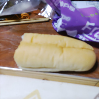 「神戸屋 北海道レアチーズフランス 袋1個」のクチコミ画像 by 久やんさん