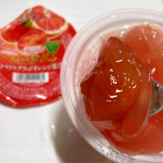 「マルハニチロ フルティシエ ちょっと贅沢 トマト カップ205g」のクチコミ画像 by もぐミさん