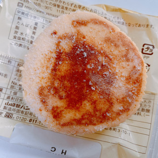 「ヤマザキ クリームブリュレ風蒸しケーキ 袋1個」のクチコミ画像 by ぺりちゃんさん