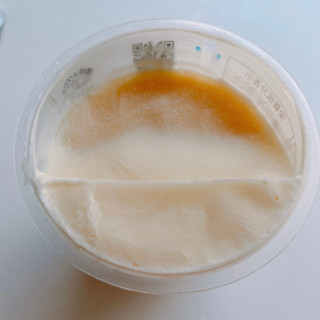 「雪印メグミルク CREAM SWEETS アーモンドプリン カップ110g」のクチコミ画像 by ぺりちゃんさん