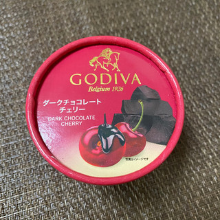「ゴディバ ダーグチョコレート チェリー カップ100ml」のクチコミ画像 by ちいぼうさん
