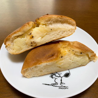「ヤマザキ じゃがマヨネーズパン 北海道産じゃがいも 袋1個」のクチコミ画像 by すずしろさん