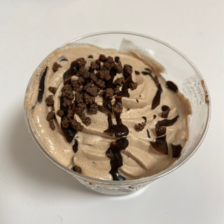 「ローソン Uchi Cafe’ ザクザククランチのチョコレートプリン」のクチコミ画像 by apricotさん