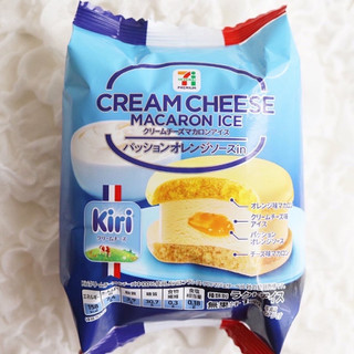 「セブンプレミアム クリームチーズマカロンアイス 袋1個」のクチコミ画像 by Yulikaさん