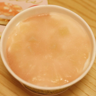 「明治 エッセル スーパーカップ Sweet‘s 白桃のタルト カップ172ml」のクチコミ画像 by Yulikaさん