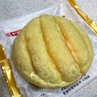 「ヤマザキ ボンシックメロンパン 袋1個」のクチコミ画像 by apricotさん
