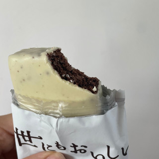 「ハートブレッドアンティーク 世にもおいしいホワイトチョコがけブラウニー 袋1個」のクチコミ画像 by ららららゆさん