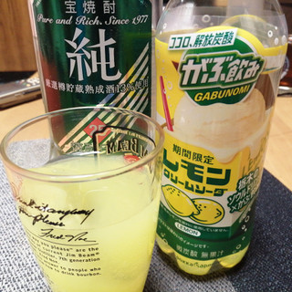 「ポッカサッポロ がぶ飲み レモンクリームソーダ ペット500ml」のクチコミ画像 by 道民はっしーはっぴーさん