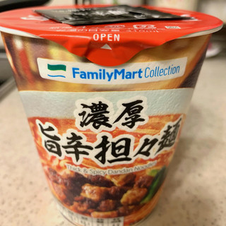 「ファミリーマート FamilyMart collection 濃厚旨辛担々麺 カップ83g」のクチコミ画像 by めりけんさん