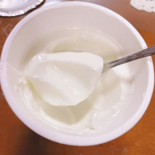 「らくれん 生乳ヨーグルト カップ70g」のクチコミ画像 by ボスレーさん