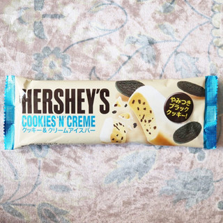 「HERSHEY’S クッキー＆クリームアイスバー 袋85ml」のクチコミ画像 by Yulikaさん
