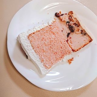 「スターバックス さくらとベリーのパウンドケーキ」のクチコミ画像 by グラッセさん