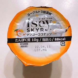 「日本ルナ Isey SKYR マンゴーココナッツ カップ105g」のクチコミ画像 by ぺりちゃんさん