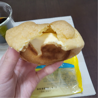 「モンテール 小さな洋菓子店 牛乳と卵のシュークリーム 袋1個」のクチコミ画像 by yuna14さん