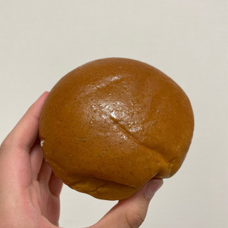 「セブンプレミアム 黒糖＆きなこ ホイップクリームパン 1個」のクチコミ画像 by apricotさん
