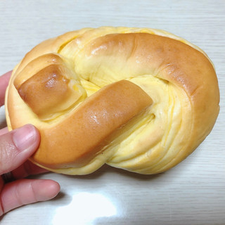 「オイシス 温州みかんパン 袋1個」のクチコミ画像 by こつめかわうそさん