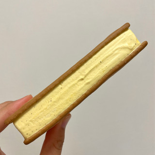 「森永製菓 ビスケットサンド パイシュークリーム味 袋119ml」のクチコミ画像 by apricotさん