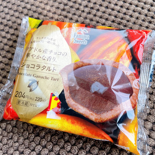 「ファミリーマート Famima Swees ショコラタルト 袋1個」のクチコミ画像 by ぺりちゃんさん