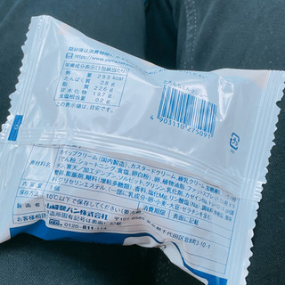 「ヤマザキ とろもちミルクシュー 袋1個」のクチコミ画像 by ぺりちゃんさん