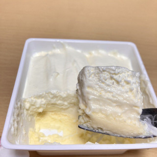 「ローソン Uchi Café×Milk 生クリームチーズケーキ」のクチコミ画像 by もぐミさん