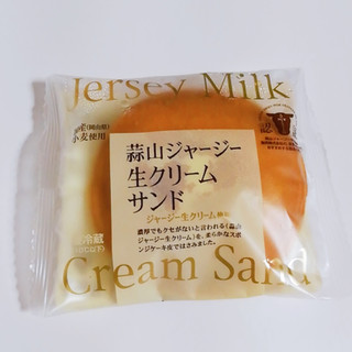 「蒜山ジャージー牛乳岡山販売 蒜山ジャージー生クリームサンド」のクチコミ画像 by ミヌゥさん