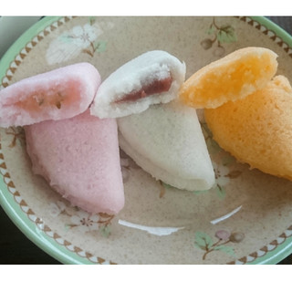 「徳重製菓とらや 霧や櫻や 創作生かるかん 詰め合わせ6個入り」のクチコミ画像 by Yuka_Riiさん