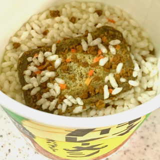 「日清食品 日清キーマカレーメシ スパイシー カップ105g」のクチコミ画像 by めりけんさん