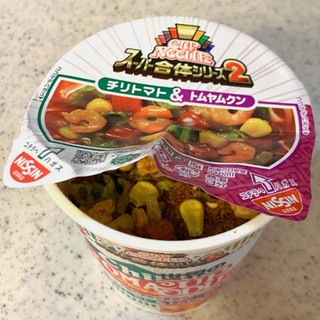 「日清食品 カップヌードル スーパー合体シリーズ チリトマト＆トムヤムクン カップ77g」のクチコミ画像 by めりけんさん