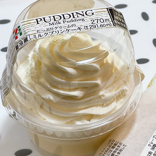「セブン-イレブン たっぷりクリームのミルクプリンケーキ」のクチコミ画像 by ぺりちゃんさん