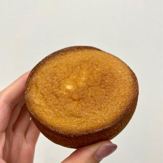 「ファミリーマート ファミマ・ベーカリー 発酵バターケーキタルト」のクチコミ画像 by apricotさん