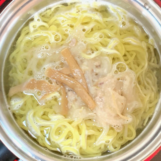 「セブンプレミアム 具付き味噌ラーメン」のクチコミ画像 by めりけんさん