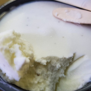 「丸永 ホワイトペッパー香るクリームチーズアイス 100ml」のクチコミ画像 by レビュアーさん