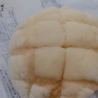 「ニューデイズ Panest 北海道バターメロンパン」のクチコミ画像 by レビュアーさん