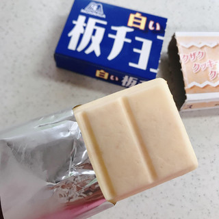 「森永製菓 白い板チョコアイス 箱70ml」のクチコミ画像 by ice-tokkoさん