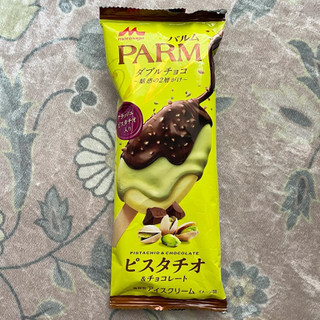 「森永 PARM ダブルチョコ ピスタチオ＆チョコレート 袋80ml」のクチコミ画像 by Yulikaさん