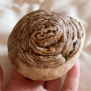 「ヤマザキ BAKE ONE もっちパン チョコ＆チョコチップ 袋4個」のクチコミ画像 by ぺりちゃんさん