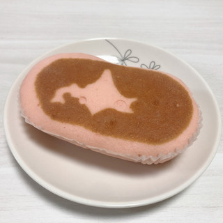 「ヤマザキ 北海道チーズ蒸しケーキ いちご味 袋1個」のクチコミ画像 by こつめかわうそさん