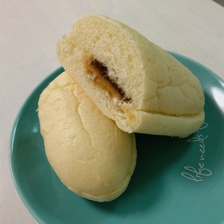 「ヤマザキ 白いコッペパン 黒蜜きなこクリーム 袋1個」のクチコミ画像 by こつめかわうそさん