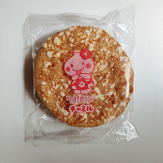 「三幸製菓 雪の宿 黒糖みるく味 袋2枚×10」のクチコミ画像 by ミヌゥさん