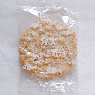 「三幸製菓 充実じゃこ気分 袋2枚×12」のクチコミ画像 by ミヌゥさん