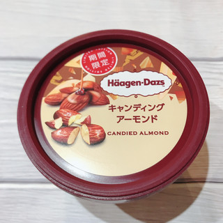 「ハーゲンダッツ ミニカップ キャンディングアーモンド カップ110ml」のクチコミ画像 by ice-tokkoさん
