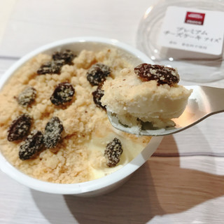 「成城石井 プレミアムチーズケーキ アイス カップ110ml」のクチコミ画像 by ice-tokkoさん