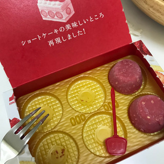 「森永 ピノ 苺のショートケーキ 箱10ml×6」のクチコミ画像 by チム子さん