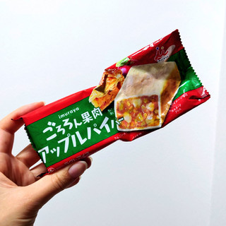 「井村屋 ごろろん果肉 アップルパイバー」のクチコミ画像 by 果季口さん