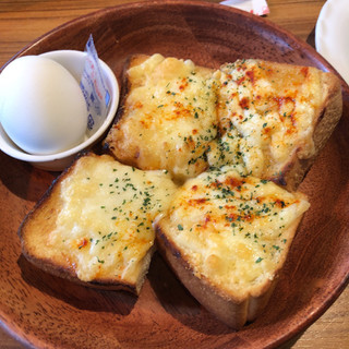 「びっくりドンキー モーニングセット チーズトースト」のクチコミ画像 by ぺりちゃんさん