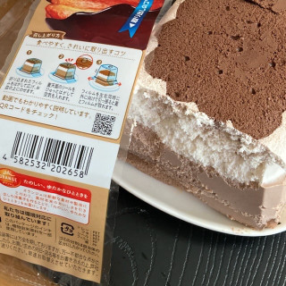 「オランジェ 贅沢チョコレートケーキ 袋1個」のクチコミ画像 by もぐミさん