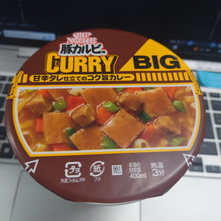「日清食品 カップヌードル 豚カルビ味カレー ビッグ カップ103g」のクチコミ画像 by tddtakaさん